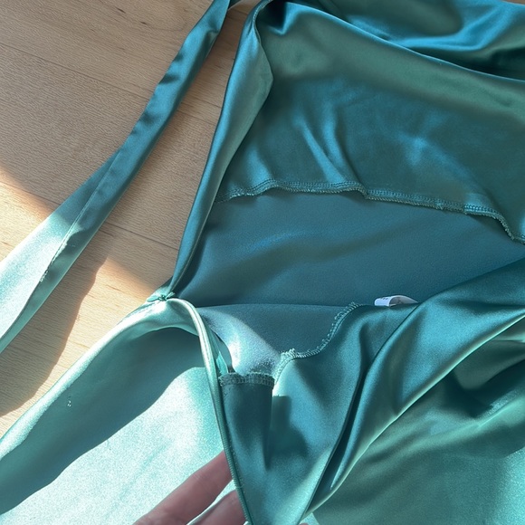 Satin Mini Dress Sexy Silky Party Club Bodycon Dress. Size Small - Picture 5 of 7